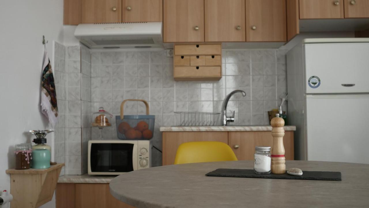 Γ3 - The Weekend Getaway One Apartment Aigio Exterior foto