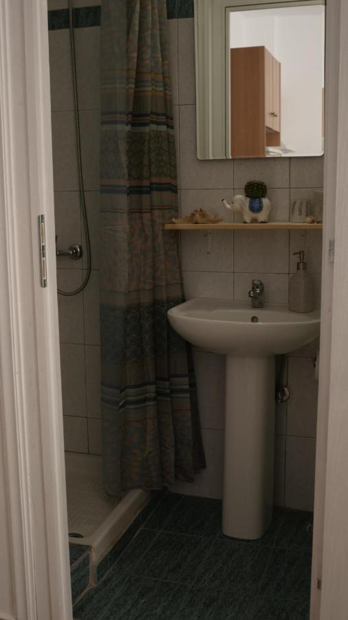 Γ3 - The Weekend Getaway One Apartment Aigio Exterior foto